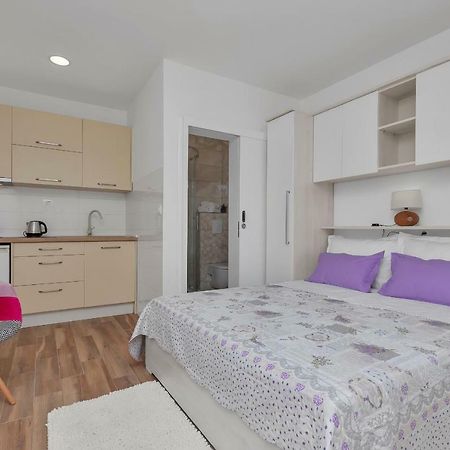 Sun&Sea Studio Apartment For 2 Makarska Esterno foto